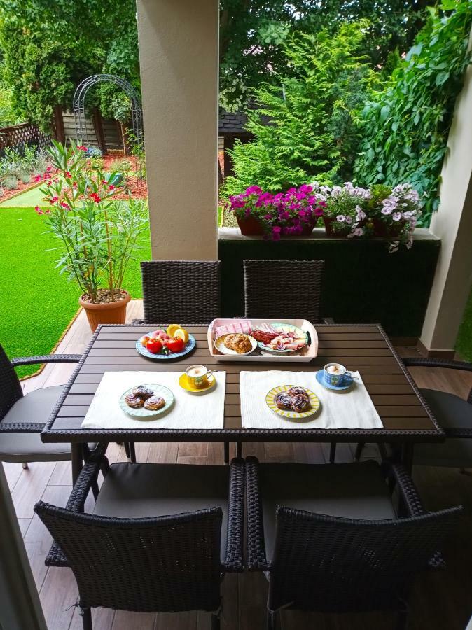 Valentina Apartman Apartment Eger Luaran gambar