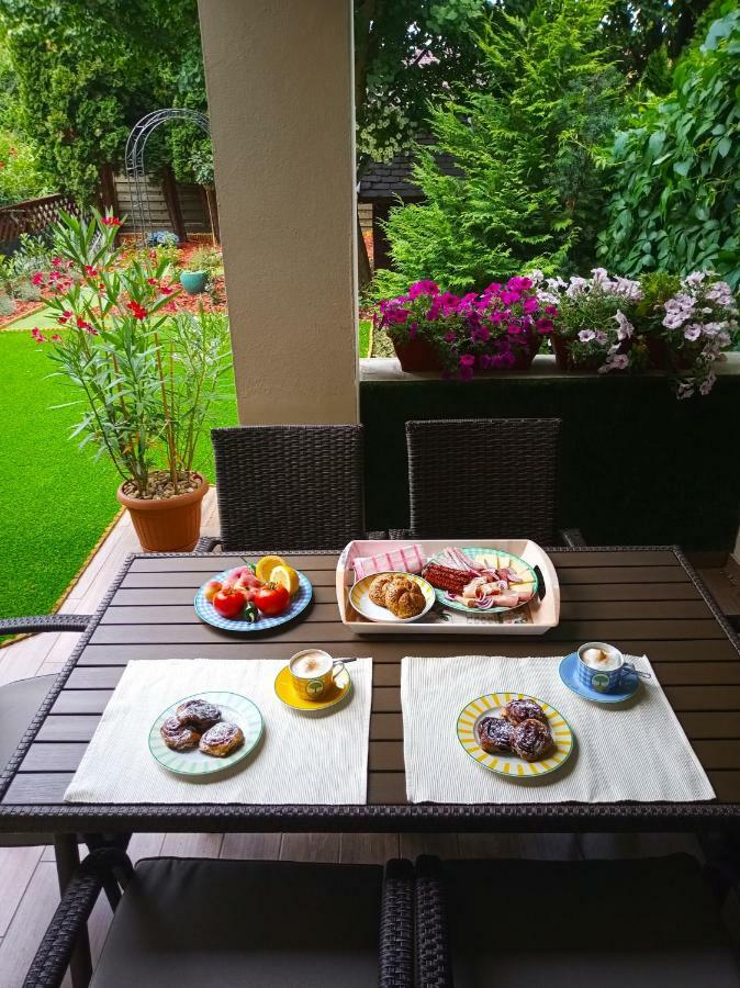 Valentina Apartman Apartment Eger Luaran gambar