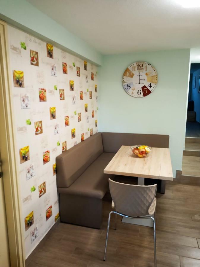 Valentina Apartman Apartment Eger Luaran gambar