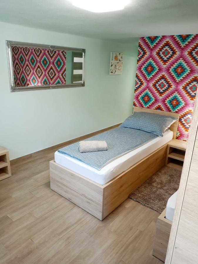 Valentina Apartman Apartment Eger Luaran gambar