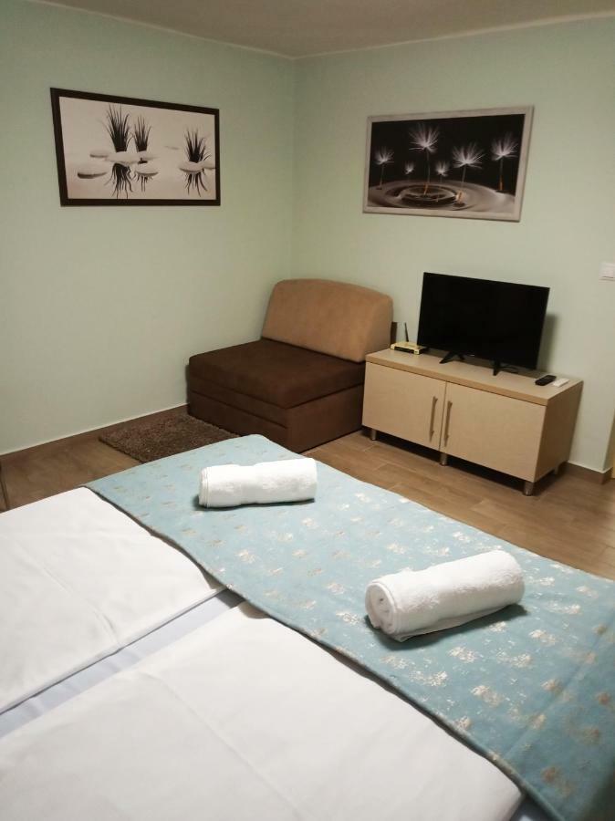 Valentina Apartman Apartment Eger Luaran gambar